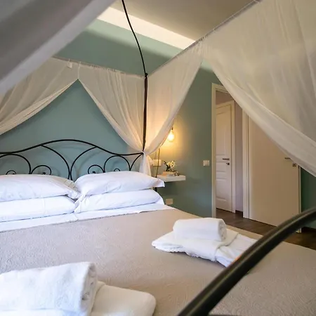Dei Sette Limoni - E Apartmanhotel Vada